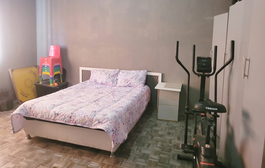 4 Bedroom Property for Sale in Vredelust Western Cape